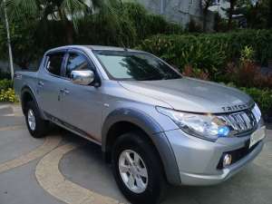 Jual bekas Mitsubishi strada triton DC 4x4 tahun 2019 GLS tangan 1 low km,lokasi di Jakarta Pusat