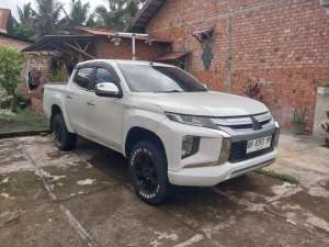 Mitsubishi Triton GLS 4x4 Tahun 2019 , tersedia melalui melalui situs Olx
