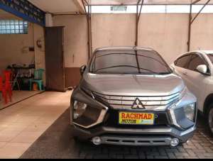 Jual bekas Mitsubishi X-pander Sport 2018 Abu-abu Metalik AT 1.5,lokasi di Denpasar Kota