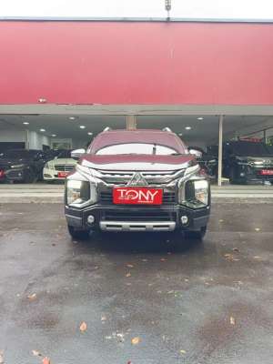 Jual bekas Mitsubishi Xpander Cross AT 2021 Hitam,lokasi di Jakarta Utara