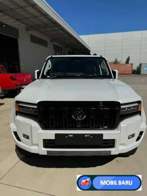 Jual bekas Mobil Baru PRADO DIESEL 2.8CC YG TERMURAH,lokasi di Pangkal Pinang Kota