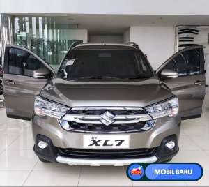 Jual bekas Mobil Baru Promo Akhir Tahun XL7,lokasi di Tangerang Selatan Kota
