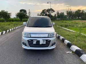 Jual bekas Mobil Karimun Wagon kondisi istimewa,lokasi di Kediri Kota