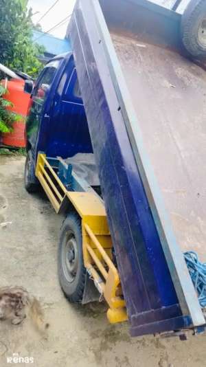 Jual bekas mobil pickup Futura tahun 2005 versi dom,lokasi di Samarinda Kota