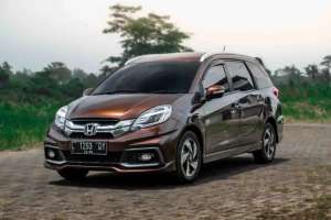 Jual bekas MOBILIO 1.5 RS CVT 2015,lokasi di Malang Kab.