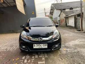 Jual bekas mobilio e 2016 metik pjk hidup,lokasi di Tangerang Kab.