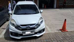 Jual bekas MOBILIO RS CVT 2015,lokasi di Makassar Kota