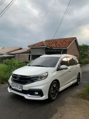 Jual bekas Mobilio rs matic 2021 putih mutiara,lokasi di Bandar Lampung Kota