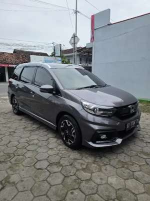Jual bekas MOBILIO RS MATIC 2022 LOW KM DP MURAH ISTIMEWA,lokasi di Sleman Kab.