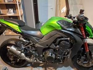 Jual bekas Moge z1000 fp bukan z800,lokasi di Jakarta Timur