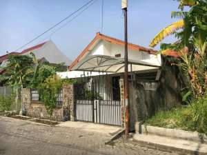 mojoklanggru lokasi di Surabaya Kota, tersedia melalui melalui situs Olx