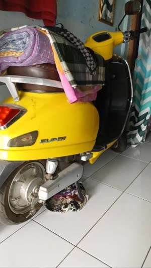 Jual bekas Molis butuh ganti batre , cuma hidup aja gak bisa jalan,lokasi di Tangerang Kab.