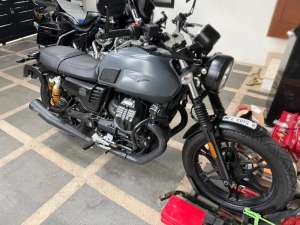 Jual bekas Moto Guzzi V7 lll Stone-kereeen, FP,lokasi di Jakarta Pusat