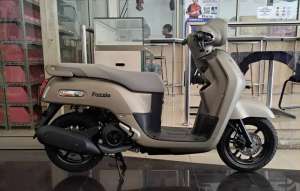 Jual bekas Motor BaruFazzio hybrid LUX keyles conected cokelat,lokasi di Bantul Kab.
