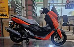Jual bekas Motor BaruNmax neo s keyles merah,lokasi di Gunung Kidul Kab.