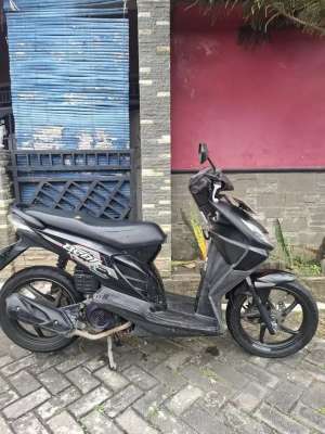Jual bekas MOTOR BEAT SECOND,lokasi di Semarang Kota
