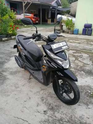 Jual bekas MOTOR BEAT SREAT,lokasi di Tangerang Kota