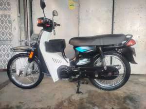 Jual bekas Motor bravo rc 100 2tak 1999,lokasi di Bekasi Kota