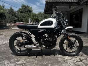 Jual bekas Motor Custom CB150R 2014 - TrackerJapstyleScrambler,lokasi di Bantul Kab.