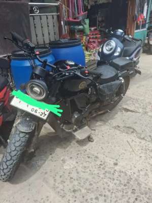 Jual bekas motor custom type babobber benel,lokasi di Palembang Kota