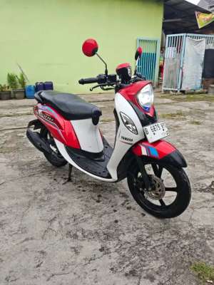 Jual bekas MOTOR Fino Premium 2016 SIAP PAKAI,lokasi di Depok Kota