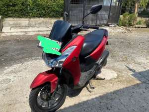 Jual bekas Motor lexi warna merah tahun 2018,lokasi di Depok Kota