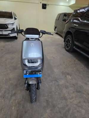 Jual bekas MOTOR LISTRIK YADEA E8S PRO,lokasi di Bogor Kab.
