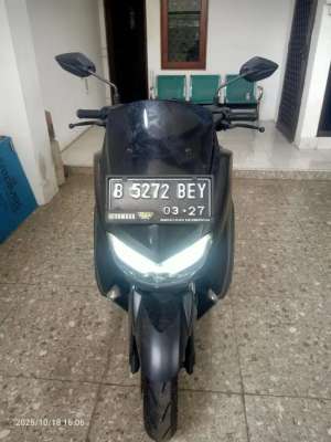 Jual bekas Motor NMAX 2022,lokasi di Jakarta Selatan