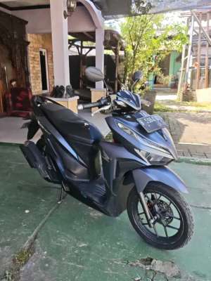 Jual bekas MOTOR Vario New 125cc 2021 MESIN JOSS,lokasi di Tangerang Kab.