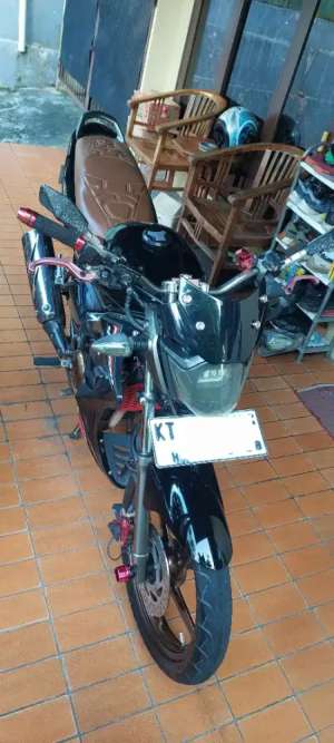 Jual bekas Motor Vixion thn 2008,lokasi di Balikpapan Kota