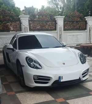 Jual bekas MURAH CASH. PORSCHE Cayman Sport Chrono 2014 boxster 2013 s 981,lokasi di Jakarta Barat