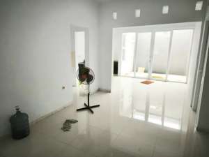 MURAHLuas 120 Rumah Metland Menteng Cakung Jakarta Timur lokasi di Jakarta Timur, tersedia melalui melalui situs Olx