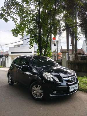 Jual bekas MURAH MERIAH DP 10JT HONDA BRIO SATYA E 1.2 MT 2015 HITAM,lokasi di Jakarta Timur
