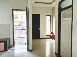 MURAH rmh 2lt di Rungkut Asri lokasi di Surabaya Kota, tersedia melalui melalui situs Olx