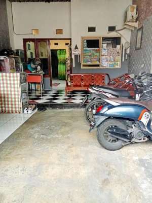 MURAH Rmh di Wonorejo Selatan Rungkut lokasi di Surabaya Kota, tersedia melalui melalui situs Olx