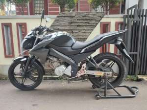 Jual bekas MURAH VIXION KS TAHUN 2013,lokasi di Jakarta Selatan