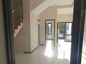 MURAHRUMAH SIAP HUNI VILLA KALIJUDAN lokasi di Surabaya Kota, tersedia melalui melalui situs Olx