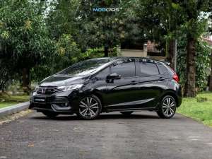 Jual bekas NEGOINFREE SMART TV ANDROID JAZZ GK5 1.5 RS CVT HITAM METALIK MOBCARS,lokasi di Jakarta Barat