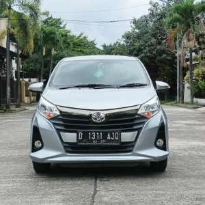 Jual bekas New Calya G 1,2 Matic 2022 silver,lokasi di Bandung Kota
