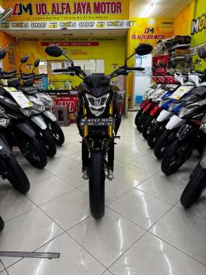 Jual bekas New CB 150R tahun 2021. Odo 10rb,lokasi di Surabaya Kota