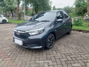 Jual bekas New Honda Brio E Cvt23 Tgn1 Km25rb Full orisinil Siap luar kota,lokasi di Jakarta Selatan