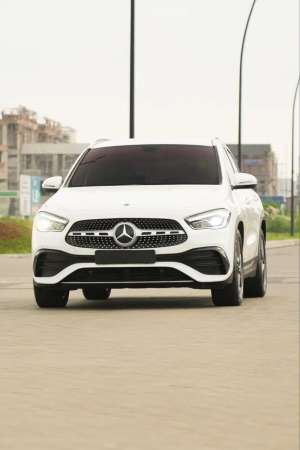 Jual bekas New Mercedes Benz GLA200 AMG 2023,lokasi di Jakarta Selatan