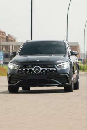 Jual bekas New Mercedes Benz GLA200 AMG 2022,lokasi di Jakarta Selatan