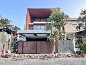 New Mewah Citraland utama depan Taman 3 Lantai Lift Dkt Woodland Tpr dubes lokasi di Surabaya Kota, tersedia melalui melalui situs Olx