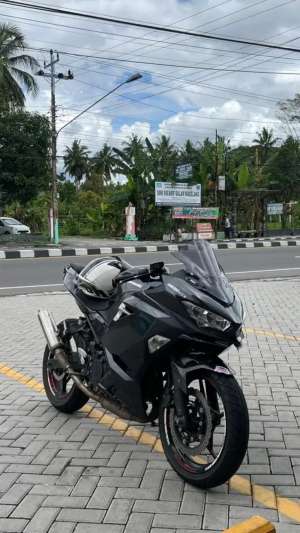 Jual bekas New ninja 250 FI 2022,lokasi di Bantul Kab.