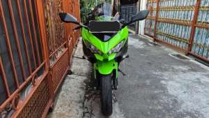 Jual bekas New ninja 250 krt abs 2019 low km,lokasi di Jakarta Timur