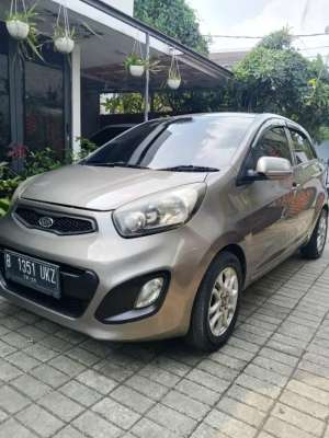 Jual bekas NEW PICANTO 1.2 SE AT 2011,lokasi di Jakarta Selatan