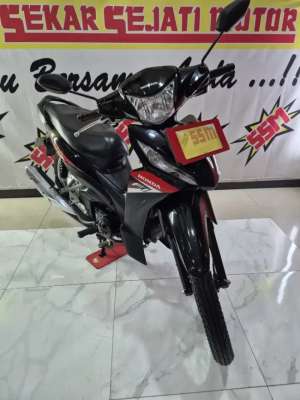Jual bekas New Revo fit fi spoke super irit poll,lokasi di  