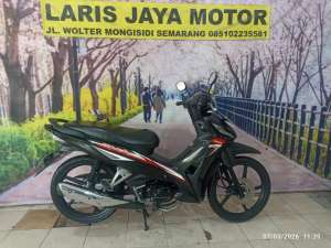 Jual bekas New Revo x istimewa,lokasi di Semarang Kota