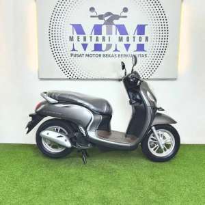Jual bekas NEW SCOOPY STYLISH 2022, BISA CASHCREDITTT SYARAT MUDAH,lokasi di Jakarta Selatan
